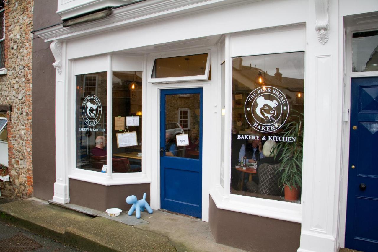 The Bear Bread Bakery B&B, Ensuite Rooms Above The Bakery, Colyton Exteriör bild