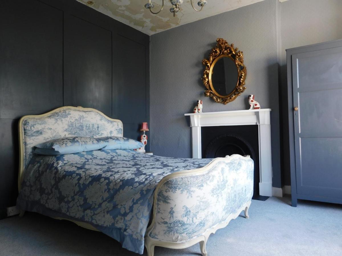 The Bear Bread Bakery B&B, Ensuite Rooms Above The Bakery, Colyton Exteriör bild