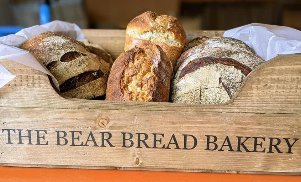 The Bear Bread Bakery B&B, Ensuite Rooms Above The Bakery, Colyton Exteriör bild