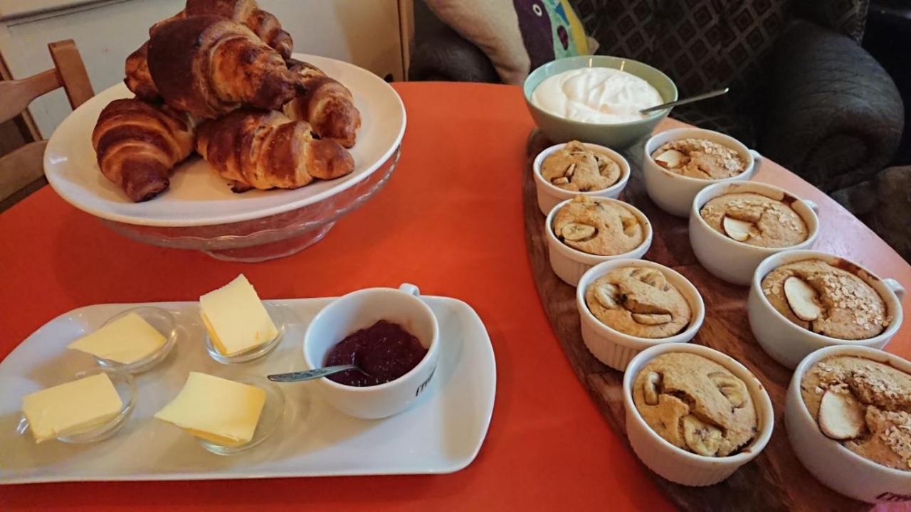 The Bear Bread Bakery B&B, Ensuite Rooms Above The Bakery, Colyton Exteriör bild