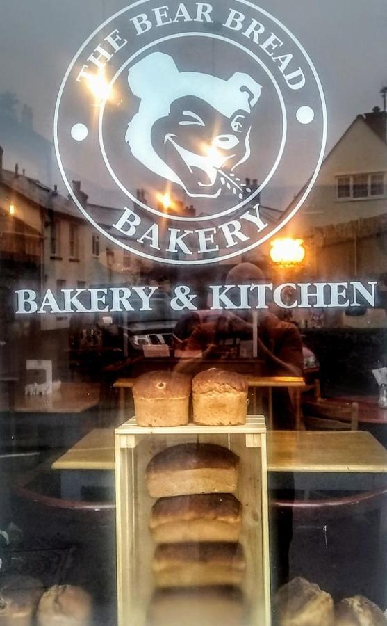 The Bear Bread Bakery B&B, Ensuite Rooms Above The Bakery, Colyton Exteriör bild