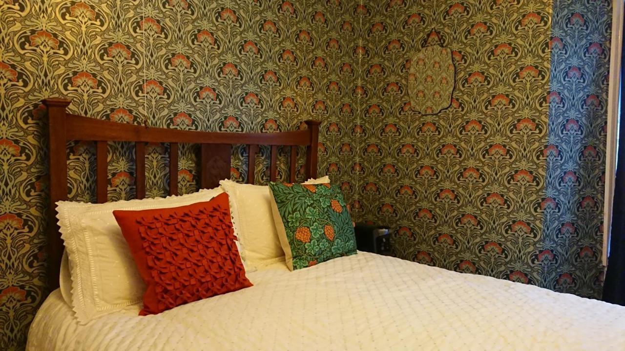 The Bear Bread Bakery B&B, Ensuite Rooms Above The Bakery, Colyton Exteriör bild